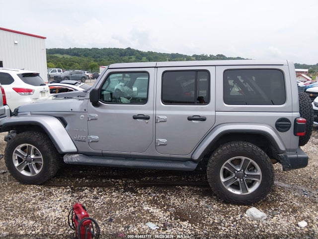 1C4HJXEN9JW261199 Jeep Wrangler Unlimited Sahara 4x4