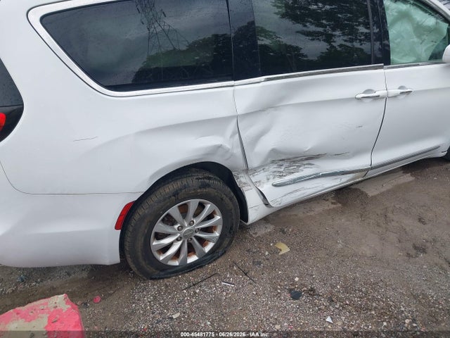 2019 Chrysler Pacifica Touring L მანქანა იყიდება აუქციონზე, vin: 2C4RC1BG6KR626188, აუქციონის ნომერი: 45481775