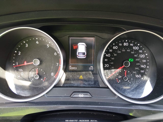 45481787 :رقم المزاد ، 3VV3B7AX0JM021135 vin ، 2018 Volkswagen Tiguan 2.0t Se/2.0t Sel مزاد بيع