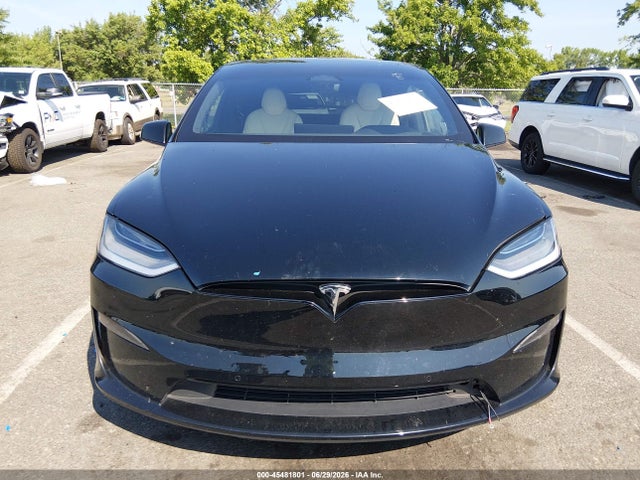 7SAXCBE6XNF356093 Tesla Model X Plaid Tri Motor All-wheel Drive