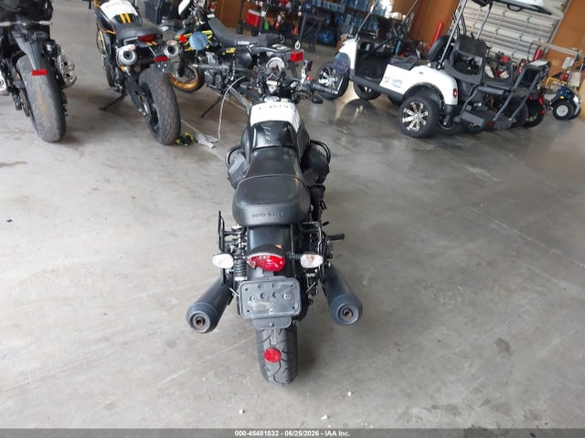 Moto Guzzi V7 Iii Stone 2017 ZGULDU003HM000231 Image 6