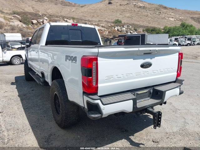 Ford F-350 Lariat 2023 1FT8W3BM5PED66682 Image 3