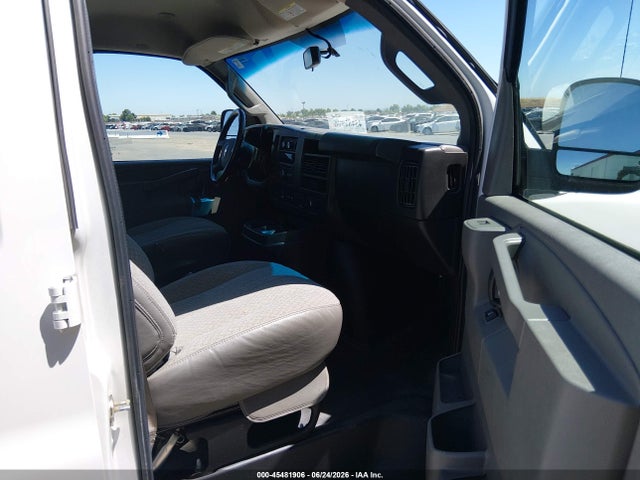 1GCZGHFP9L1128404 Chevrolet Express Cargo Rwd 3500 Extended Wheelbase Wt