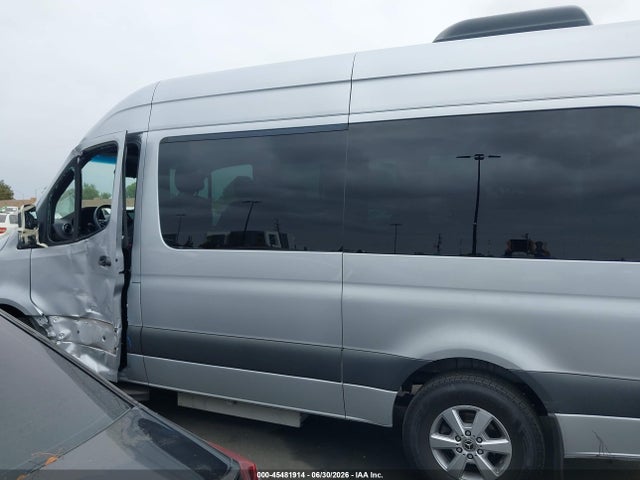 W1Z70FGY4MT049386 Mercedes-Benz Sprinter 1500 High Roof I4