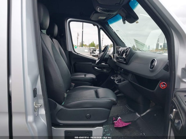 W1Z70FGY4MT049386 Mercedes-Benz Sprinter 1500 High Roof I4