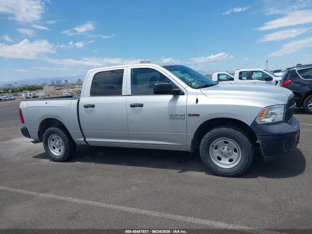 1C6RR7KM5HS753570 RAM 1500 Tradesman 4x4 5&#039;7 Box