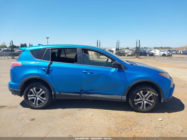 Toyota RAV4 LE 2017 JTMZFREV0HJ139940 Image 13