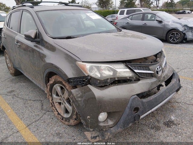 45482027 :رقم المزاد ، JTMRFREVXFD134868 vin ، 2015 Toyota Rav4 Xle مزاد بيع