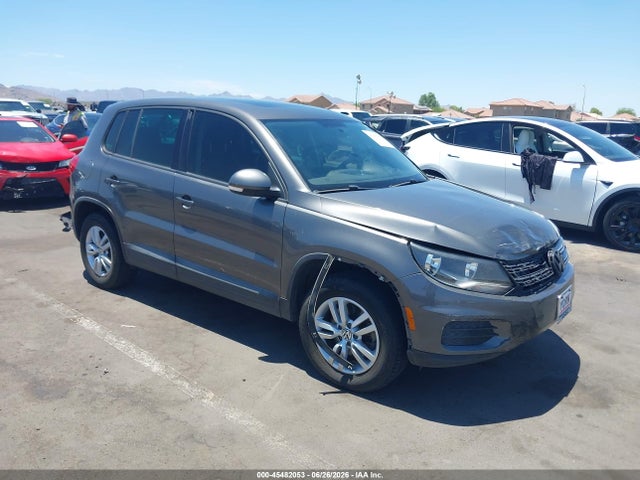 45482053 :رقم المزاد ، WVGBV3AX0DW613757 vin ، 2013 Volkswagen Tiguan S مزاد بيع