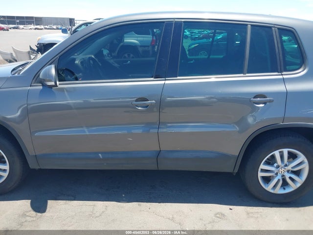 45482053 :رقم المزاد ، WVGBV3AX0DW613757 vin ، 2013 Volkswagen Tiguan S مزاد بيع
