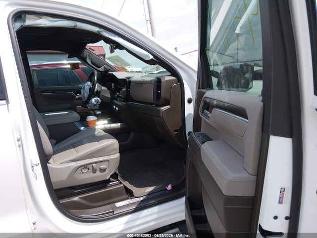 45482083 :رقم المزاد ، 3GTUUDET8NG506369 vin ، 2022 Gmc Sierra 1500 4wd  Short Box Slt مزاد بيع