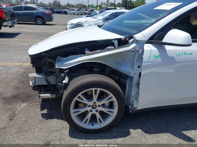 Auction sale of the 2022 Tesla Model Y Long Range Dual Motor All-wheel Drive, vin: 7SAYGAEE8NF544606, lot number: 45482135