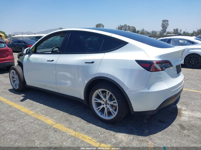 Auction sale of the 2022 Tesla Model Y Long Range Dual Motor All-wheel Drive, vin: 7SAYGAEE8NF544606, lot number: 45482135