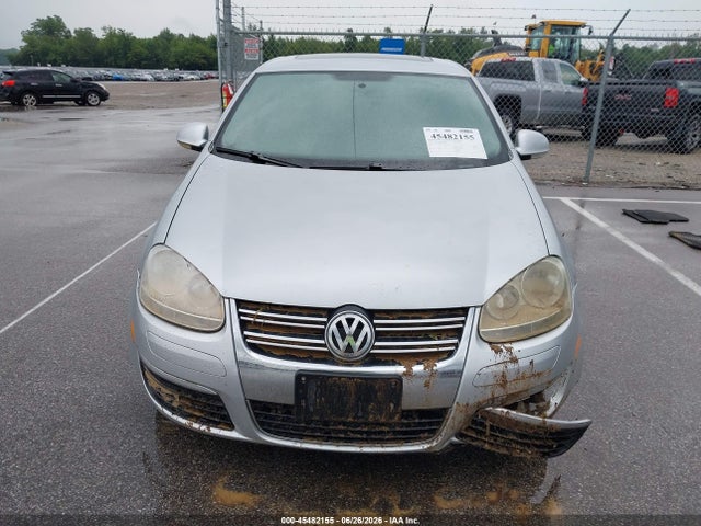 2008 Volkswagen Jetta Se მანქანა იყიდება აუქციონზე, vin: 3VWRM71K48M135735, აუქციონის ნომერი: 45482155