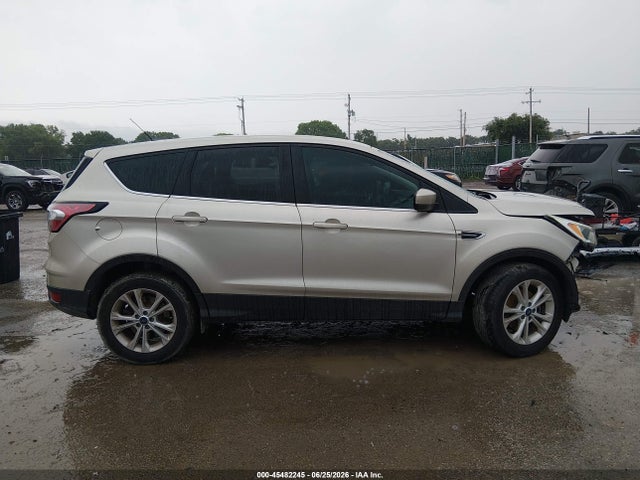 Ford ESCAPE SE 2017 1FMCU0GD7HUC79005 Image 14