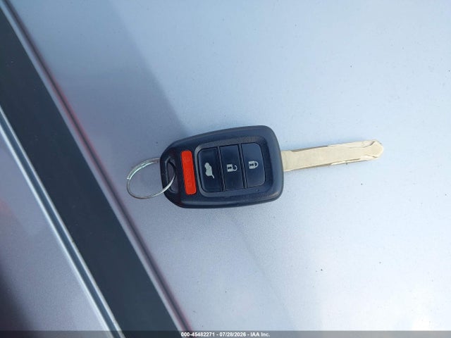 Продажа на аукционе авто 2016 Honda Civic Lx, vin: 2HGFC2F55GH511727, номер лота: 45482271