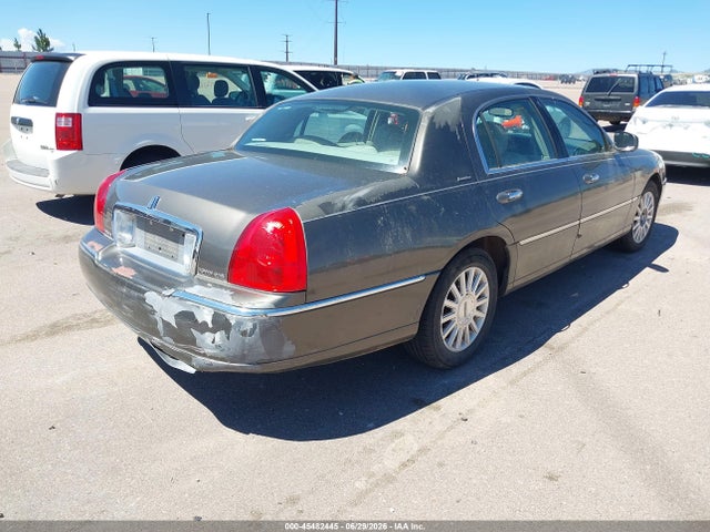 Продаж на аукціоні авто 2003 Lincoln Town Car Executive, vin: 1LNHM81W43Y704549, номер лоту: 45482445