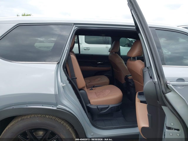 5TDADAB56TS036106 Toyota Grand Highlander Hybrid Max Platinum