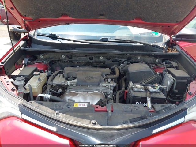 Toyota RAV4 LE 2017 JTMZFREV8HJ119046 Image 10