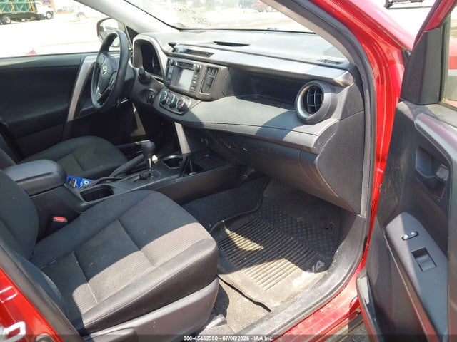 Toyota RAV4 LE 2017 JTMZFREV8HJ119046 Image 5