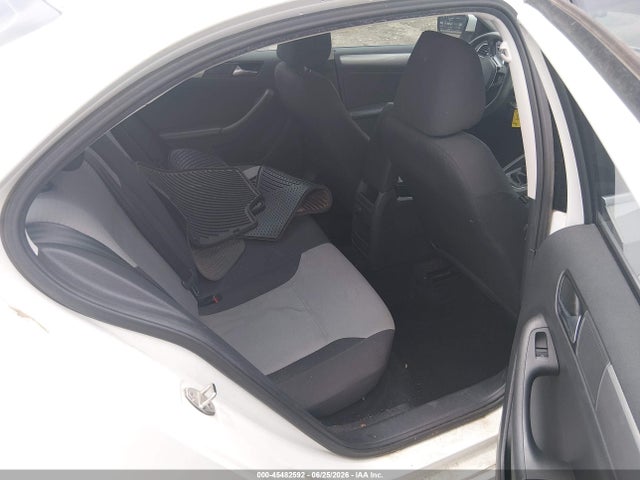 45482592 :رقم المزاد ، 3VW2B7AJ0HM306348 vin ، 2017 Volkswagen Jetta 1.4t S مزاد بيع