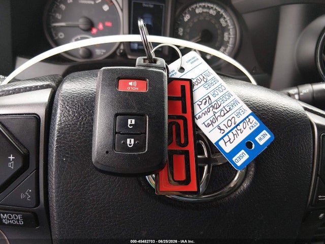 3TMAZ5CN4JM066855 Toyota Tacoma Trd Sport