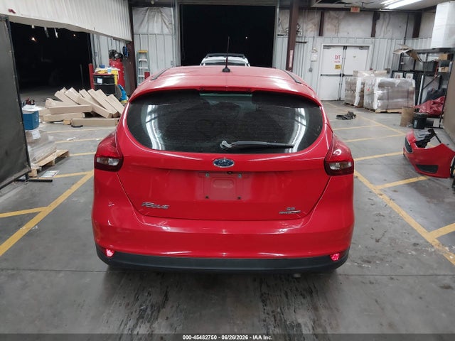 Ford FOCUS SE 2015 1FADP3K24FL375383 Image 17