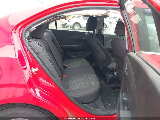 Chevrolet Sonic Lt Auto 2015 1G1JC5SH9F4183856 Image 8