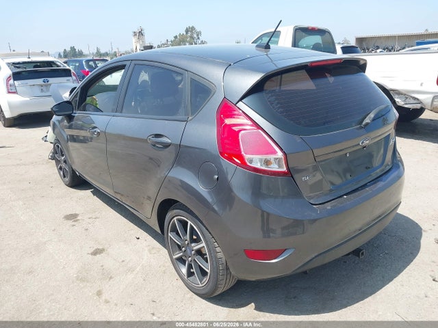 Ford FIESTA SE 2019 3FADP4EJ3KM132021 Image 3