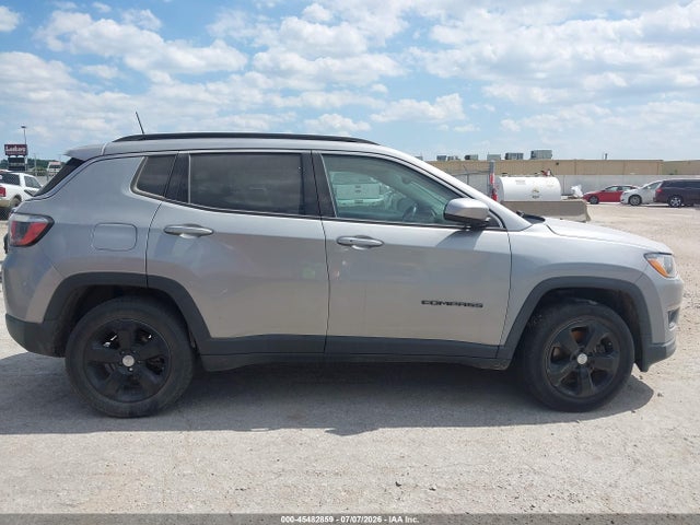 2019 Jeep Compass Latitude 4x4 მანქანა იყიდება აუქციონზე, vin: 3C4NJDBB1KT767922, აუქციონის ნომერი: 45482859