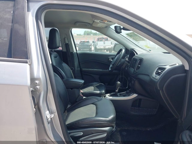 2019 Jeep Compass Latitude 4x4 მანქანა იყიდება აუქციონზე, vin: 3C4NJDBB1KT767922, აუქციონის ნომერი: 45482859