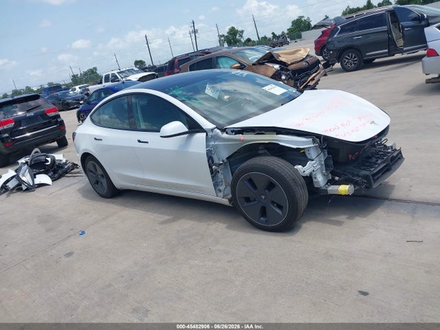 Продажа на аукционе авто 2022 Tesla Model 3 Long Range Dual Motor All-wheel Drive, vin: 5YJ3E1EB4NF240515, номер лота: 45482906