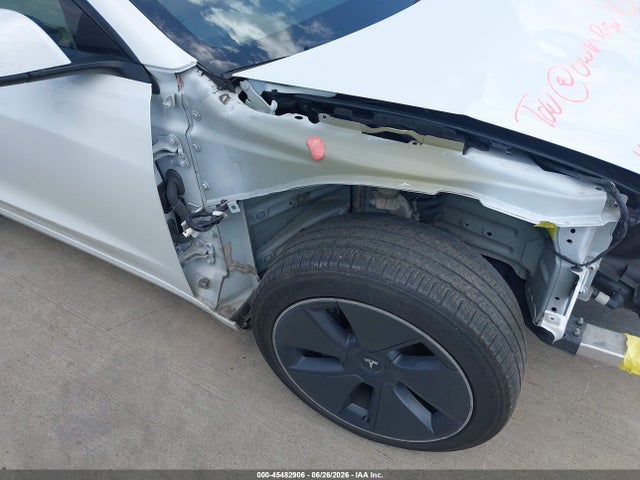 Продажа на аукционе авто 2022 Tesla Model 3 Long Range Dual Motor All-wheel Drive, vin: 5YJ3E1EB4NF240515, номер лота: 45482906