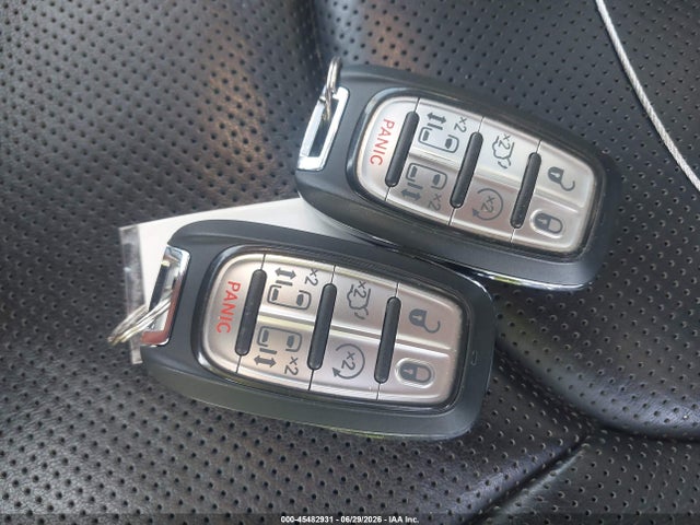 Продаж на аукціоні авто 2023 Chrysler Pacifica Limited, vin: 2C4RC1GG3PR570808, номер лоту: 45482931