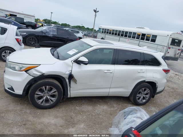 2015 Toyota Highlander Xle V6 მანქანა იყიდება აუქციონზე, vin: 5TDJKRFH5FS129647, აუქციონის ნომერი: 45482935