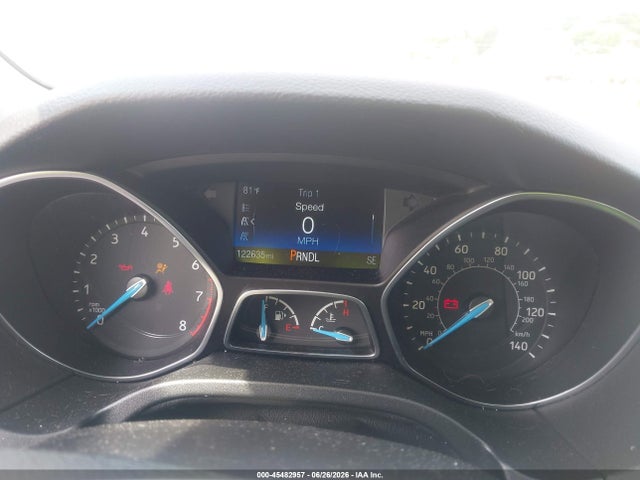 45482957 :رقم المزاد ، 1FADP3F24HL302740 vin ، 2017 Ford Focus Se مزاد بيع