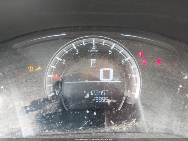 Honda CR-V LX 2019 2HKRW5H30KH403774 Image 16
