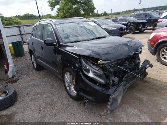 2014 Volkswagen Tiguan Se მანქანა იყიდება აუქციონზე, vin: WVGBV3AX7EW511003, აუქციონის ნომერი: 45482982