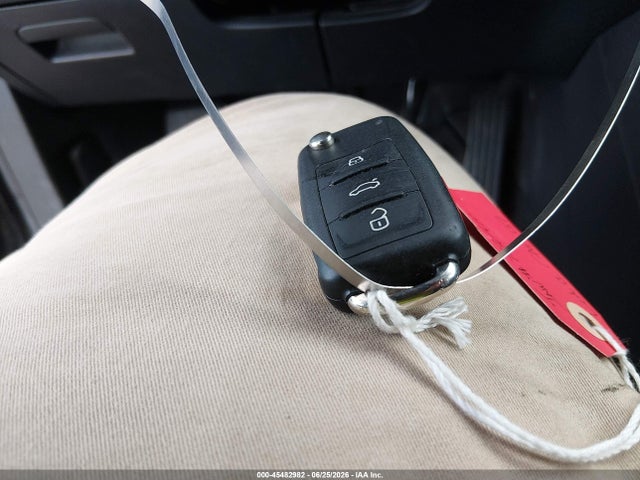 2014 Volkswagen Tiguan Se მანქანა იყიდება აუქციონზე, vin: WVGBV3AX7EW511003, აუქციონის ნომერი: 45482982