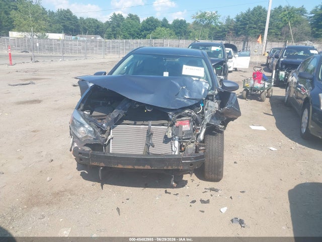 5YFBURHE0GP483667 Toyota COROLLA LE