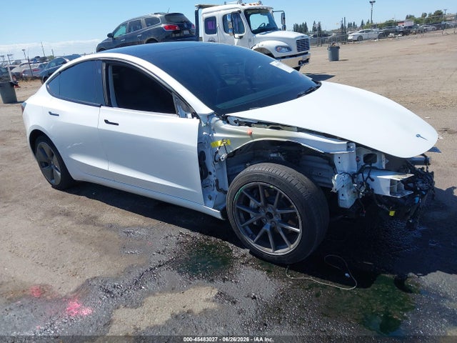 2022 5YJ3E1EA2NF123751 main image