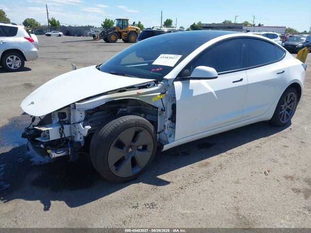 Tesla Model 3 Rear-wheel Drive 2022 5YJ3E1EA2NF123751 Image 2