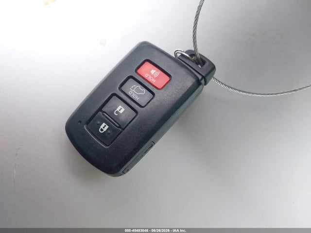 5TDDGRFH0JS038180 Toyota Highlander Hybrid Limited Platinum