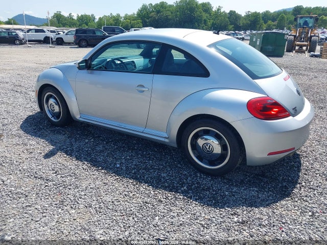 45483095 :رقم المزاد ، 3VWJP7AT6CM660611 vin ، 2012 Volkswagen Beetle 2.5l مزاد بيع