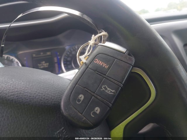 Продаж на аукціоні авто 2015 Chrysler 200 Limited, vin: 1C3CCCAG3FN516516, номер лоту: 45483124