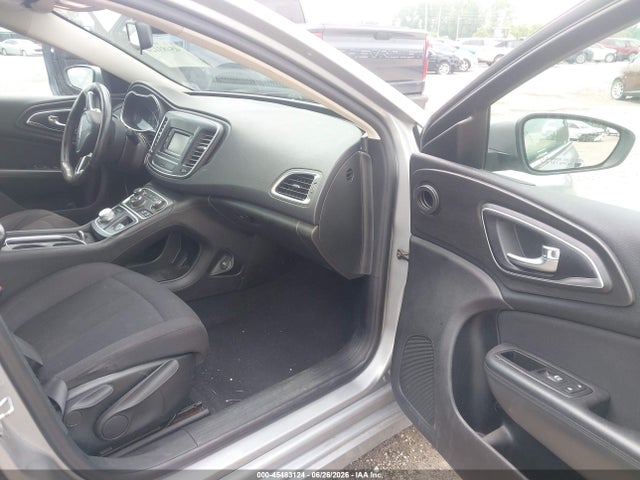 Продаж на аукціоні авто 2015 Chrysler 200 Limited, vin: 1C3CCCAG3FN516516, номер лоту: 45483124