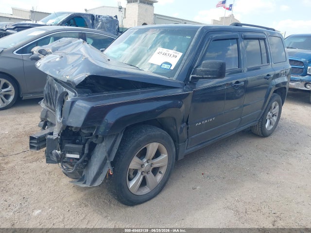 2014 Jeep Patriot Latitude მანქანა იყიდება აუქციონზე, vin: 1C4NJPFAXED645220, აუქციონის ნომერი: 45483139