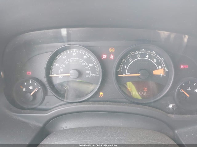 2014 Jeep Patriot Latitude მანქანა იყიდება აუქციონზე, vin: 1C4NJPFAXED645220, აუქციონის ნომერი: 45483139
