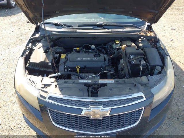 1G1PA5SH7E7174344 Chevrolet Cruze Ls Auto