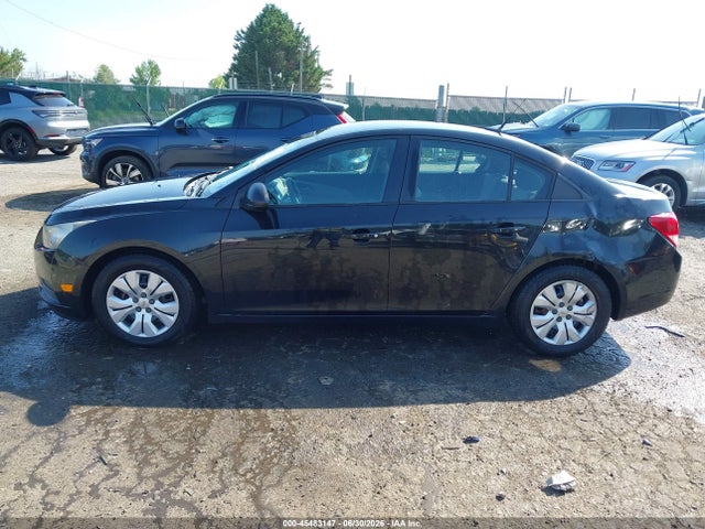 1G1PA5SH7E7174344 Chevrolet Cruze Ls Auto